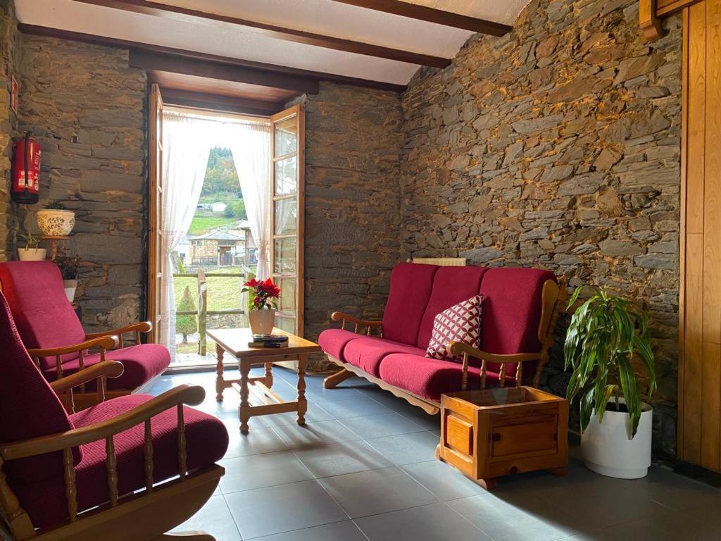Ahio San Martin, Apartamentos Rurales Casa De La Villa San Martin de Oscos Екстериор снимка