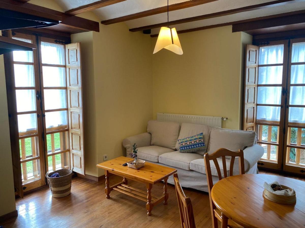 Ahio San Martin, Apartamentos Rurales Casa De La Villa San Martin de Oscos Екстериор снимка
