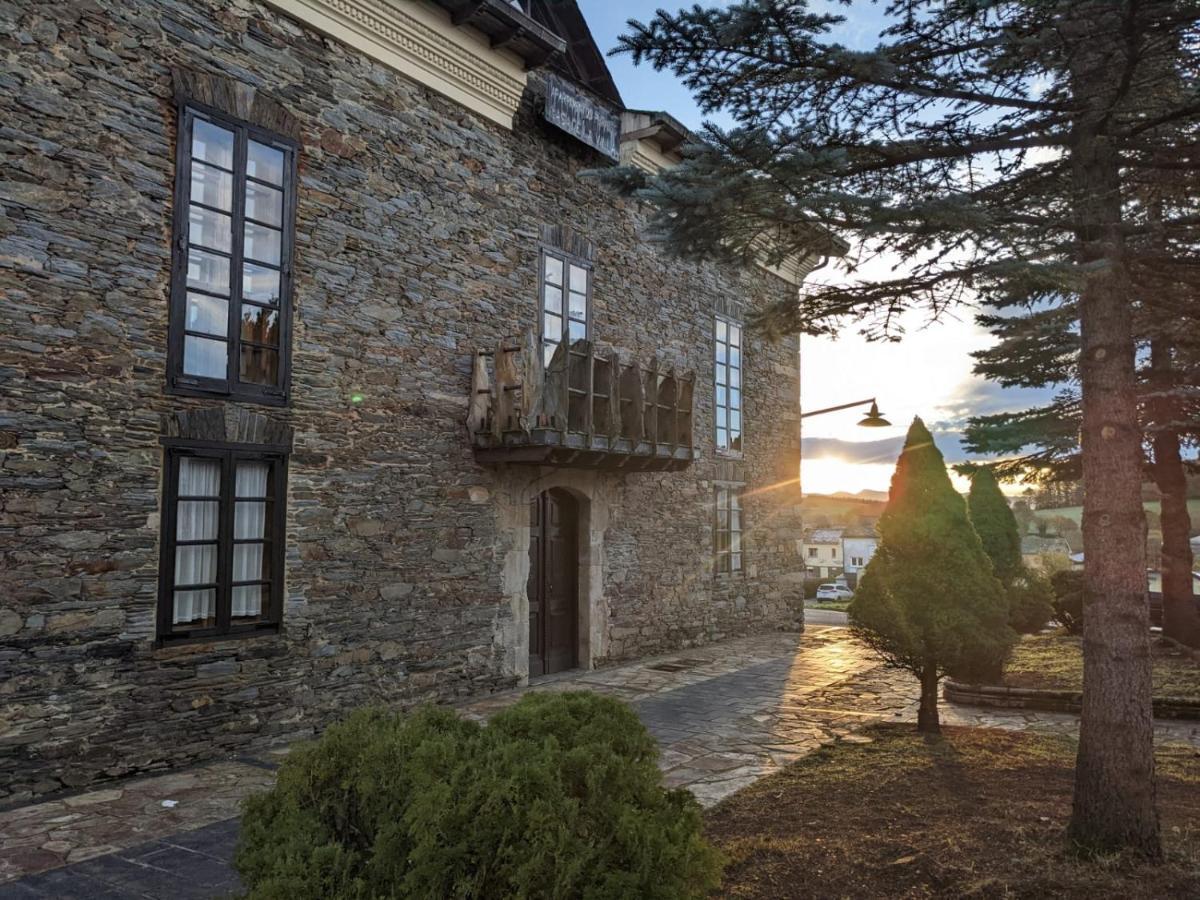 Ahio San Martin, Apartamentos Rurales Casa De La Villa San Martin de Oscos Екстериор снимка