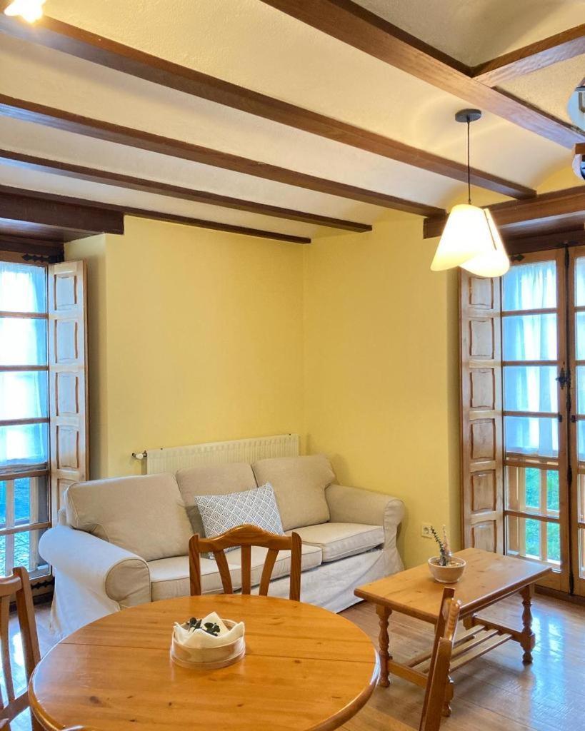 Ahio San Martin, Apartamentos Rurales Casa De La Villa San Martin de Oscos Екстериор снимка
